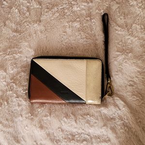 Fossil Wristlet
